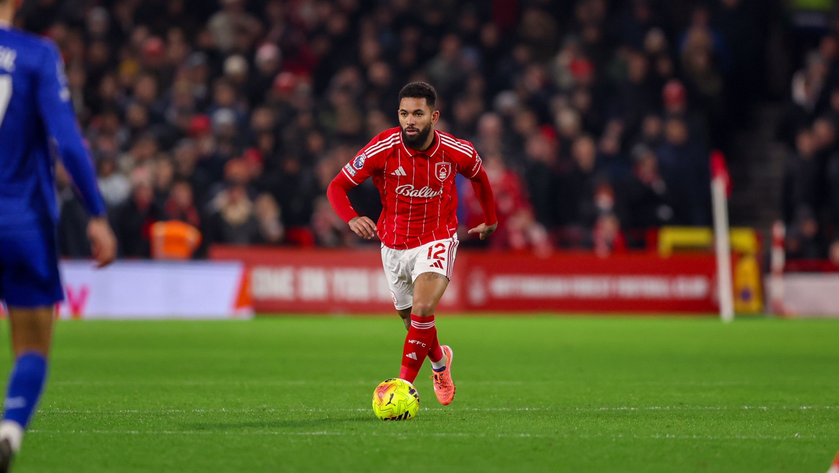 OD体育平台-电讯报：维拉击败切尔西，签下旧将道格拉斯·路易斯